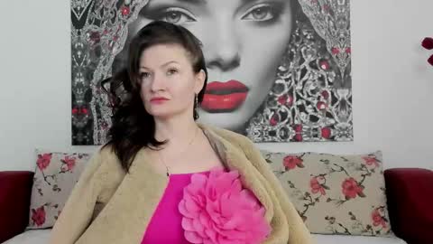 Snapshot of illegalbeauty87 chatting on 01-19-26, 12:03 Ingrid or more easier...Miss GoDDess Mistress online show from 01-19-26, 12:03