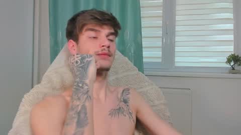 Snapshot of illusions888 chatting on 01-30-25, 11:01 D-Illusion online show from 01-30-25, 11:01