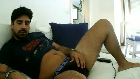 ilmangj90 online show from 06-18-26, 12:20