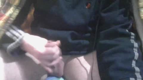 Snapshot of ilovebigass04 chatting on 12-12-24, 06:10 yunstud online show from 12-12-24, 06:10