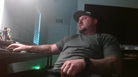 Snapshot of ilovedaddy19993433 chatting on 01-08-26, 03:03 Letsgogetit online show from 01-08-26, 03:03