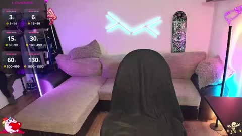 Ilya online show from 10-02-25, 05:42