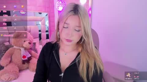 Snapshot of im__angelica chatting on 10-06-25, 02:03 Ange online show from 10-06-25, 02:03