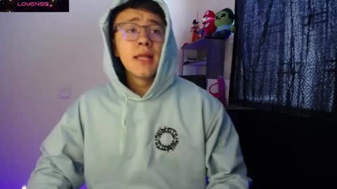 Snapshot of im__noah chatting on 03-05-25, 01:39 im__noah online show from 03-05-25, 01:39