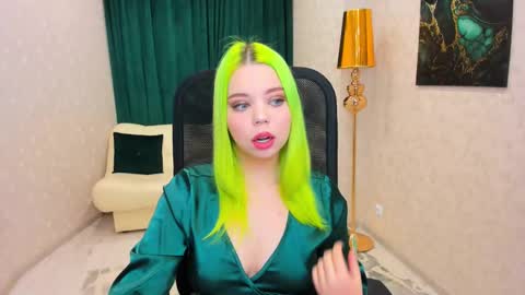 Roxy online show from 02-14-25, 05:46