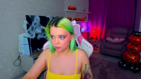 Roxy online show from 10-30-25, 05:35