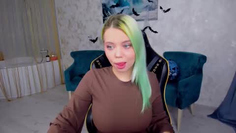 Roxy online show from 11-04-25, 06:40