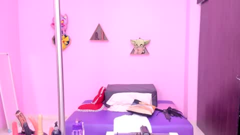 im_a_slut40 online show from 03-07-25, 11:51