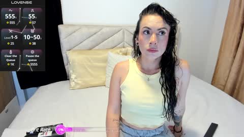 Snapshot of im_aliss_ chatting on 01-15-25, 09:45 IM ALISS online show from 01-15-25, 09:45