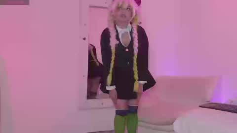 Snapshot of im_aurora_ chatting on 09-12-25, 09:04 aurora online show from 09-12-25, 09:04