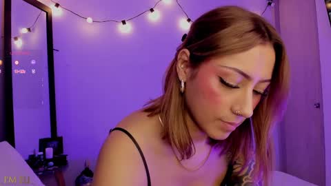 Snapshot of im_eli1 chatting on 12-16-24, 06:21 Eli online show from 12-16-24, 06:21