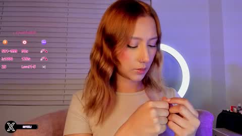 Snapshot of im_eli1 chatting on 10-06-25, 02:42 Eli online show from 10-06-25, 02:42