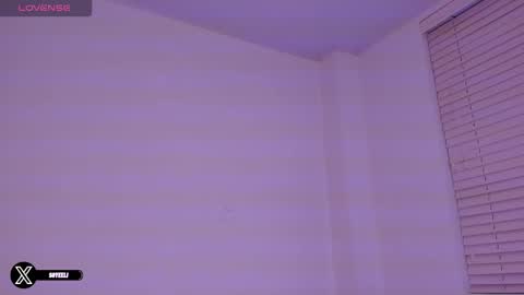 Snapshot of im_eli1 chatting on 10-19-25, 02:56 Eli online show from 10-19-25, 02:56