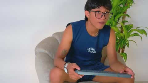 Snapshot of im_erick chatting on 05-21-26, 02:18 Erick online show from 05-21-26, 02:18