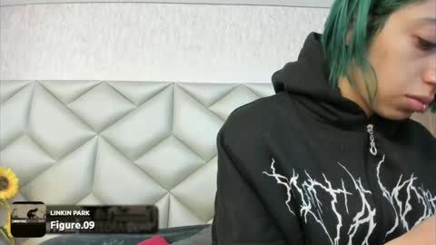  Im Gaia online show from 11-23-25, 12:05