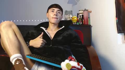 Snapshot of im_juanda chatting on 12-17-24, 08:43 im_juanda online show from 12-17-24, 08:43