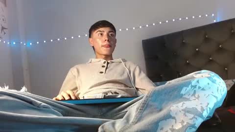 Snapshot of im_juanda chatting on 01-24-25, 08:11 im_juanda online show from 01-24-25, 08:11