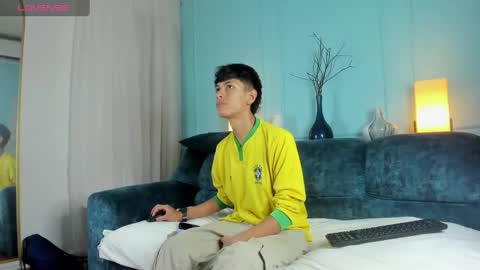 Snapshot of im_kael chatting on 01-09-25, 03:15 Kael online show from 01-09-25, 03:15