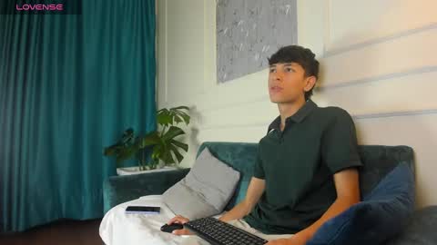 Snapshot of im_kael chatting on 01-16-25, 04:07 Kael online show from 01-16-25, 04:07