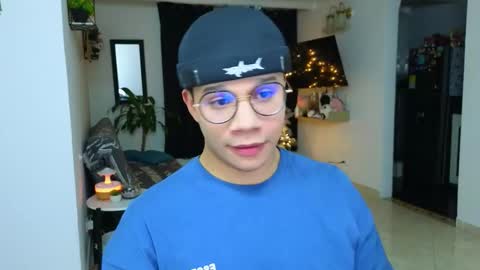 Marco online show from 11-26-25, 02:56