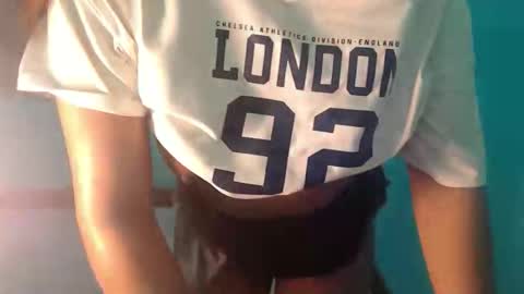 im_maxine20 online show from 05-22-26, 12:29