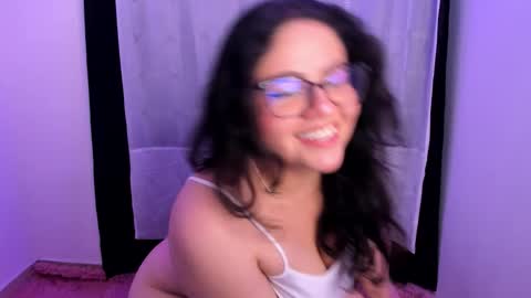 mei mei uwu online show from 09-09-25, 02:00