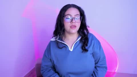 mei mei uwu online show from 09-21-25, 12:34