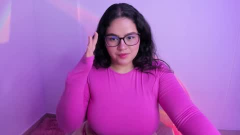 mei mei uwu online show from 09-23-25, 11:30