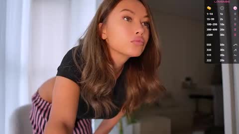 Milla online show from 11-12-25, 08:04