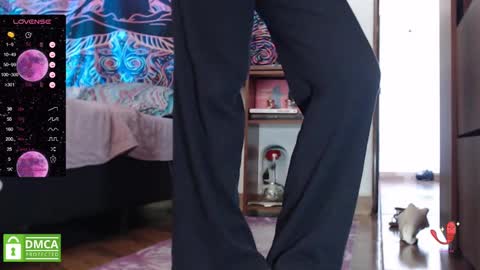 Cutie pie online show from 01-18-25, 05:26