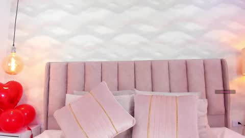 Nika online show from 02-22-25, 01:02