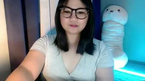 Snapshot of im_ur_cutiewife chatting on 10-24-25, 05:59 cherryl online show from 10-24-25, 05:59