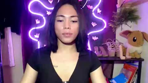 Hii love online show from 11-16-25, 01:17