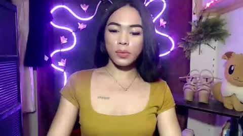 Hii love online show from 11-27-25, 02:57