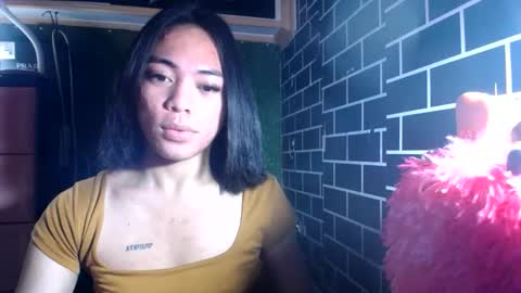 Hii love online show from 11-27-25, 08:44