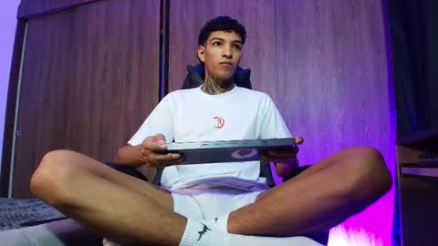 im_usuga online show from 05-28-26, 03:26