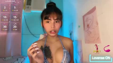 Snapshot of im_your_sexy_wifexxx chatting on 06-03-26, 10:59 Ms. M online show from 06-03-26, 10:59