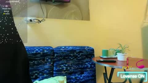 Snapshot of im_your_sexy_wifexxx chatting on 06-29-26, 01:33 Ms. M online show from 06-29-26, 01:33