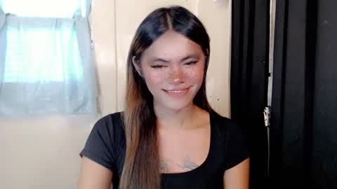 Snapshot of im_yourfairyannaxx chatting on 06-19-26, 06:29 im_yourfairyannaxx online show from 06-19-26, 06:29
