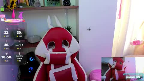 Lisa Hyga online show from 10-14-25, 04:52