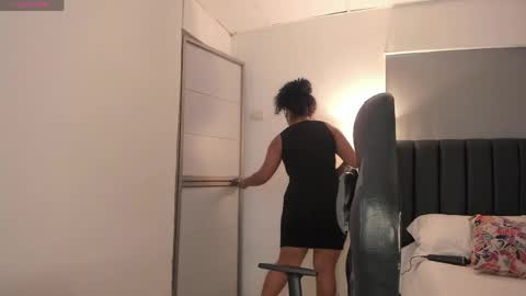 Sofia online show from 04-25-26, 01:41