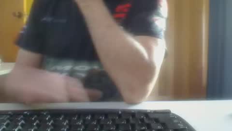 Aussie Guy online show from 01-05-26, 10:35