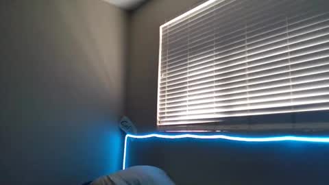 imbackmandosuknw689611 online show from 05-31-26, 06:09