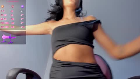 imblackeyes1 online show from 10-27-25, 09:52