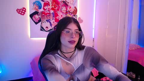 Snapshot of imchloe_ chatting on 09-30-25, 08:36 Chloe online show from 09-30-25, 08:36