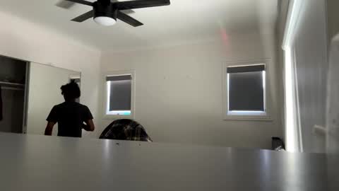 imchokingchicken online show from 09-08-25, 08:19