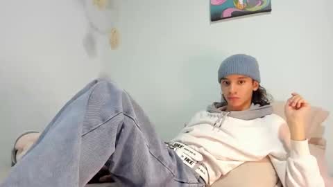 Colton Alvin Independent model online show from 01-25-25, 01:10