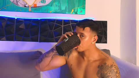 Snapshot of imconor chatting on 03-07-25, 04:35 imconor online show from 03-07-25, 04:35