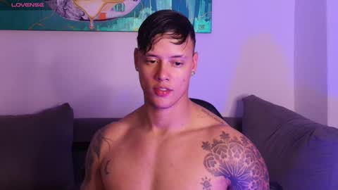 Snapshot of imconor chatting on 12-20-25, 08:27 imconor online show from 12-20-25, 08:27