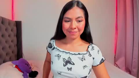 Snapshot of imdayaadams chatting on 01-25-25, 05:18 Dayana  online show from 01-25-25, 05:18